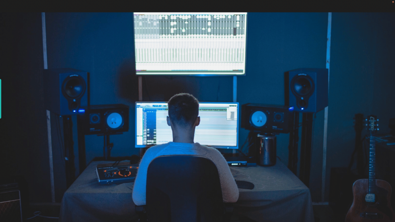 A producer mixes in mono with a DAW