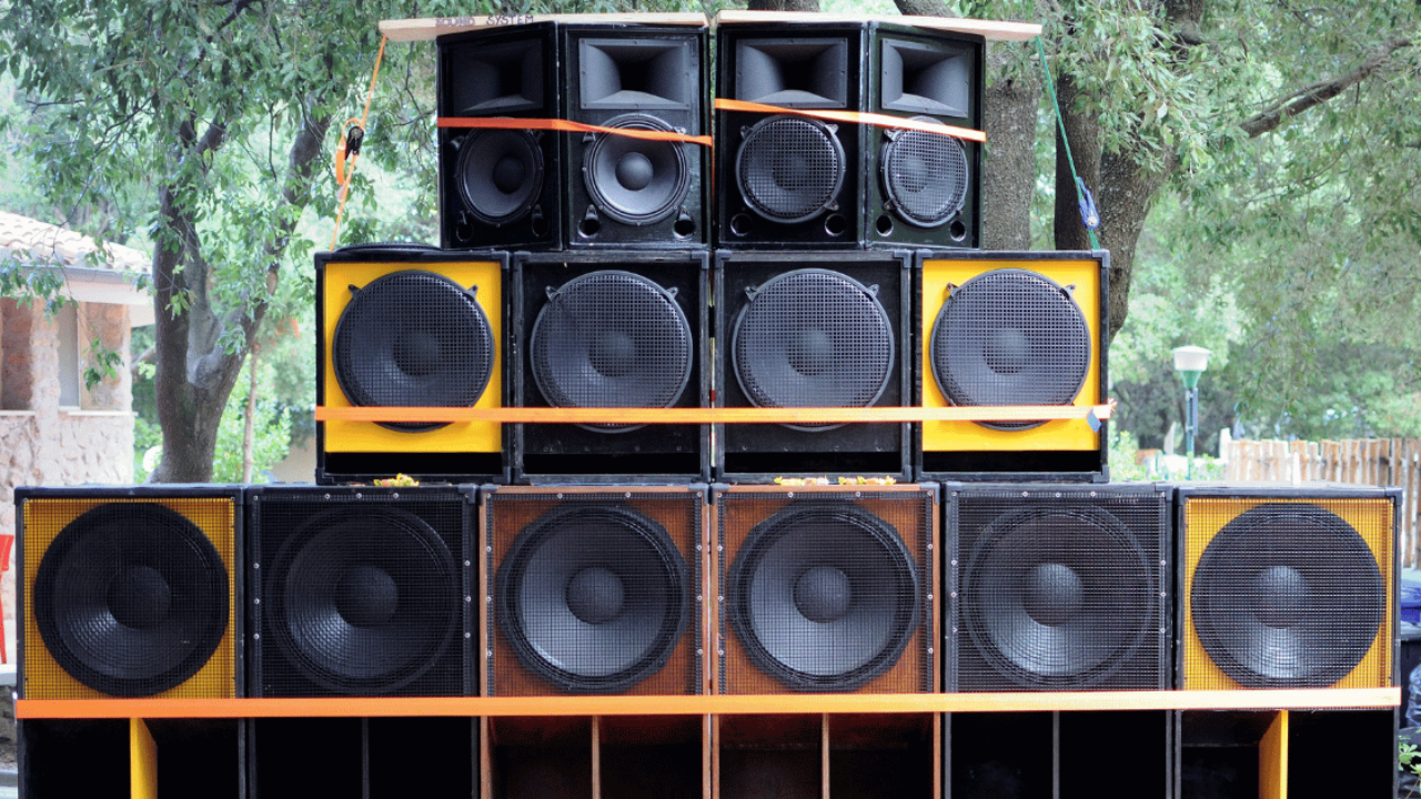 A dub sound system representing the roots of dub techno